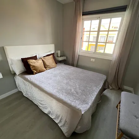 Jardín Botánico 75 *